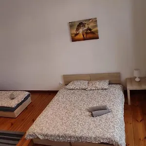 Privatunterkunft Lilia House, Posen